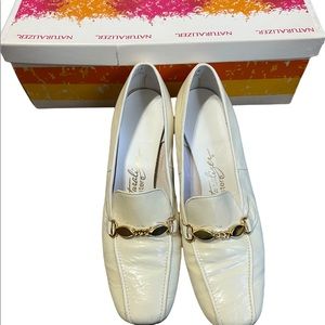 White naturalizer shoes